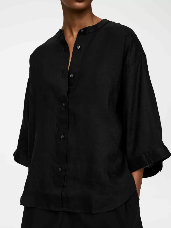 Afslappet linnedskjorte