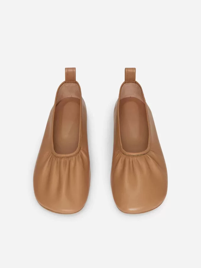 Balletlejligheder i læder