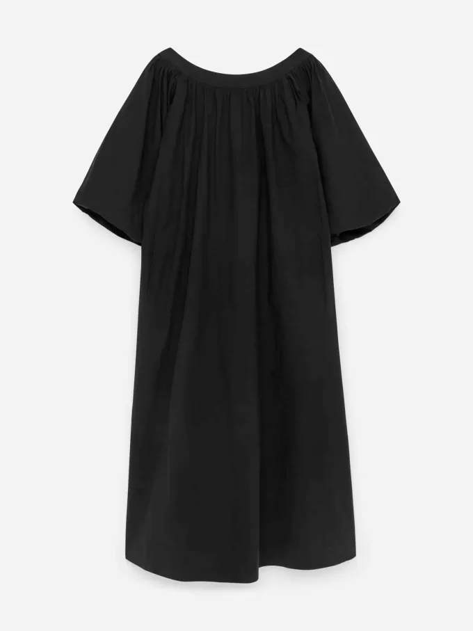 Ballon-ærmet kjole