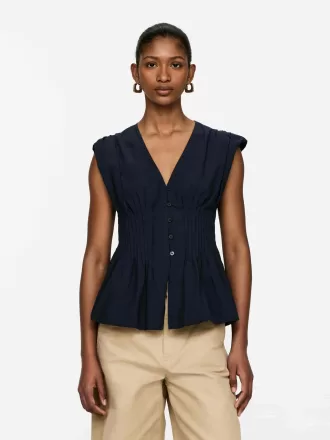 Boble-hem Pintuck Top