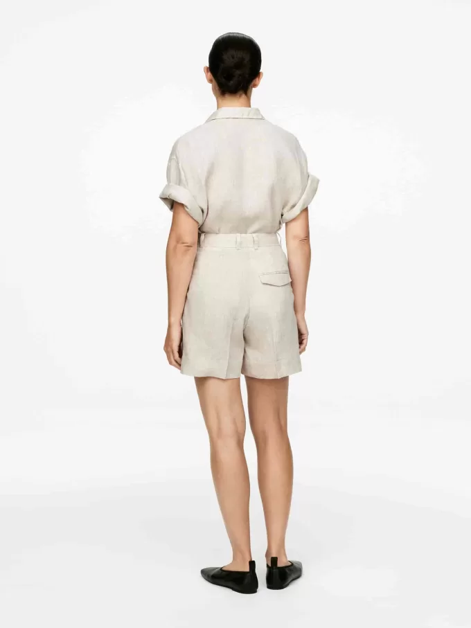 Højtaljede hørshorts Højtaljede hørshorts