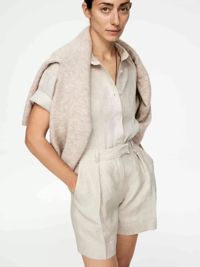 Højtaljede hørshorts Højtaljede hørshorts