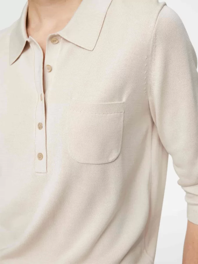 Strikket poloskjorte