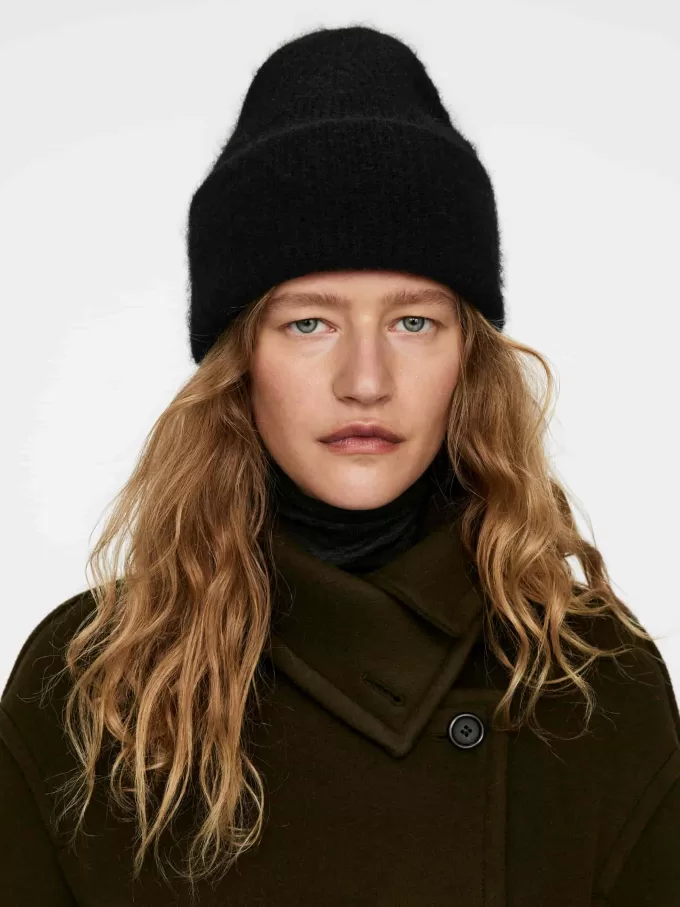 Alpaca-Merino Blend Beanie Alpaca-Merino Blend Beanie