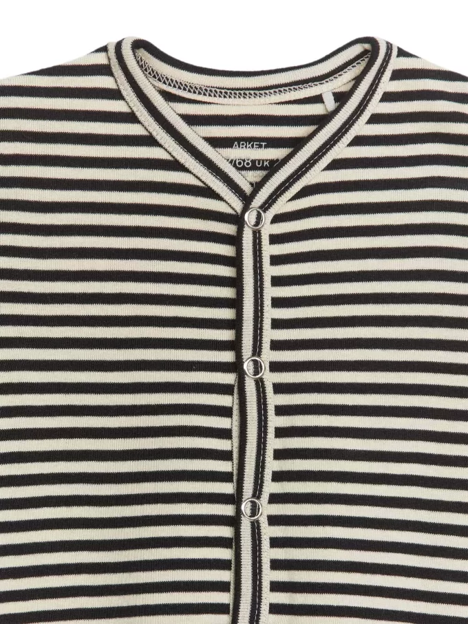 Alt-i-én pyjamassæt med 2 stk Alt-i-én pyjamassæt med 2 stk