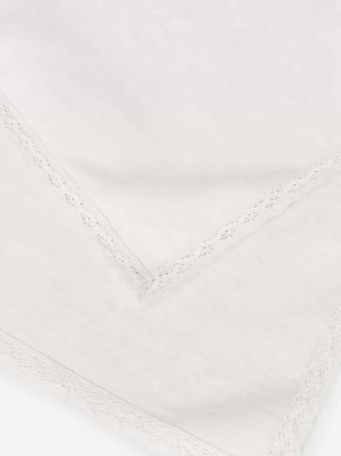 Blondekantsservietsæt med 2 stk Blondekantsservietsæt med 2 stk