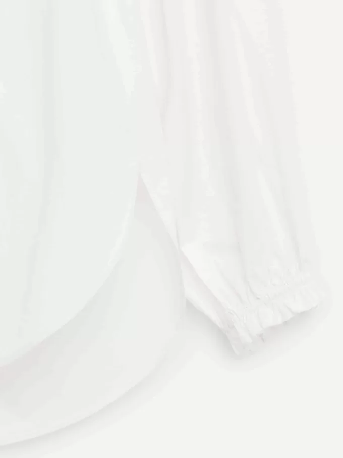 Bluse med volumenærmer