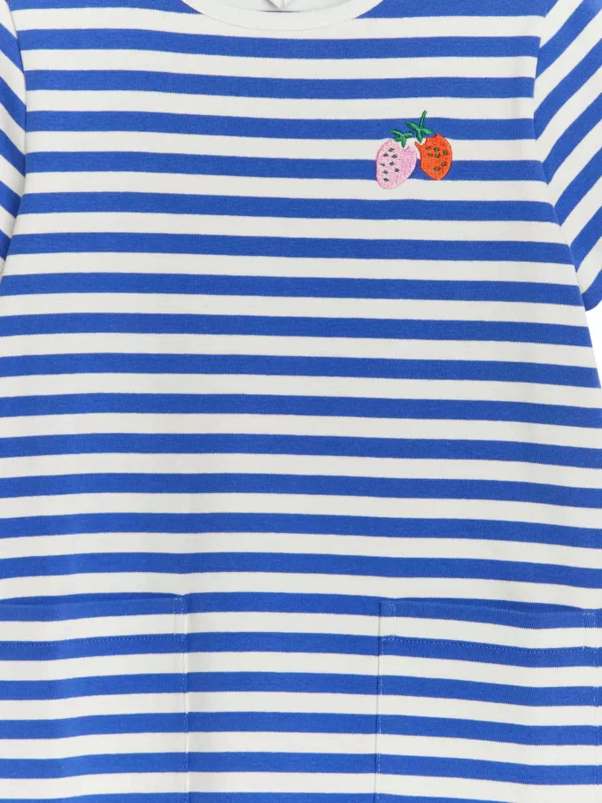 Broderet T-shirt kjole Broderet T-shirt kjole