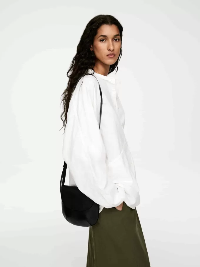 Crossbody taske i læder