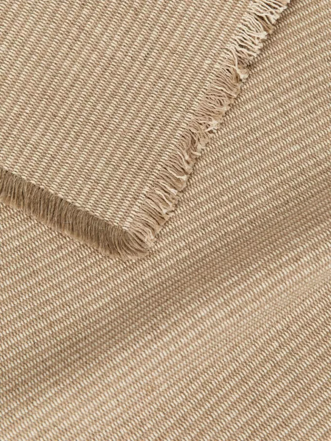 Dækkeserviet i linnedblanding med 2 stk