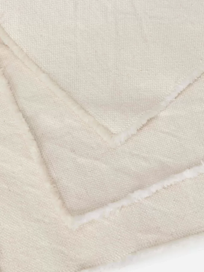 Dækkeserviet med flosset kant med 2 stk