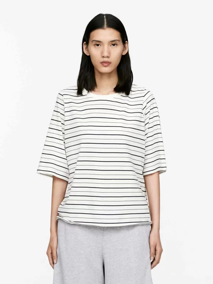 Drapy T-shirt i bomuld Drapy T-shirt i bomuld