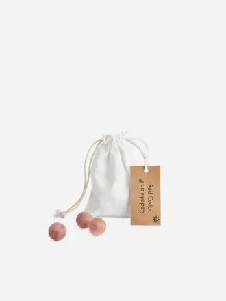 Iris Hantverk Cederkugler