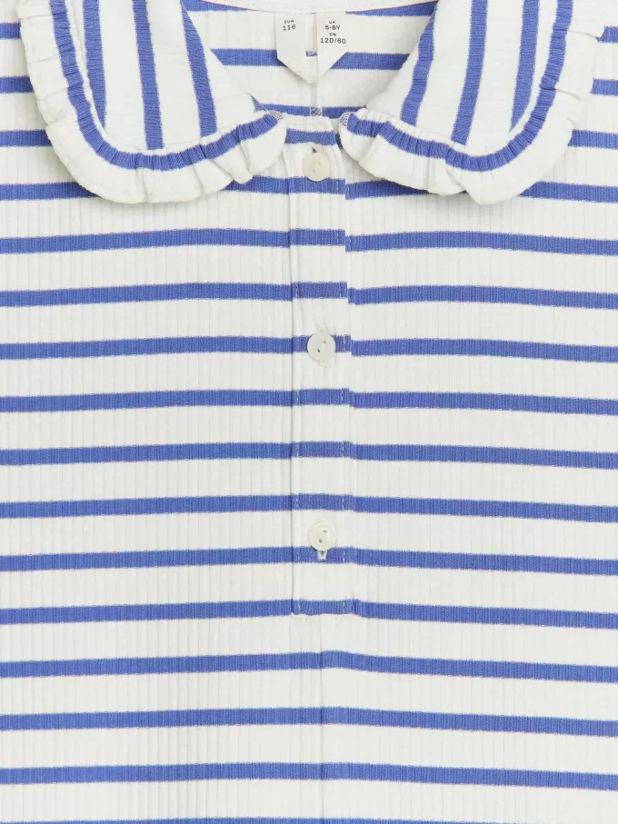 Jumpsuit med flæsekrave Jumpsuit med flæsekrave