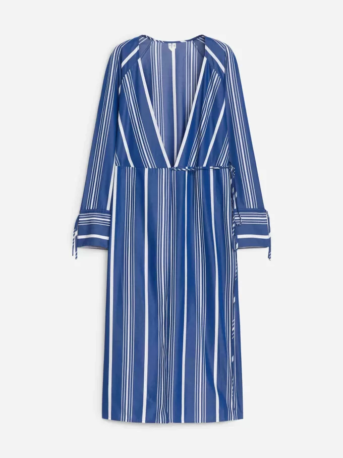 Midi slå om kjole Midi slå om kjole