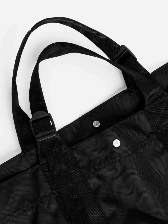 Nylon tote