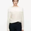 Off-Soulder Jumper Off-Soulder Jumper