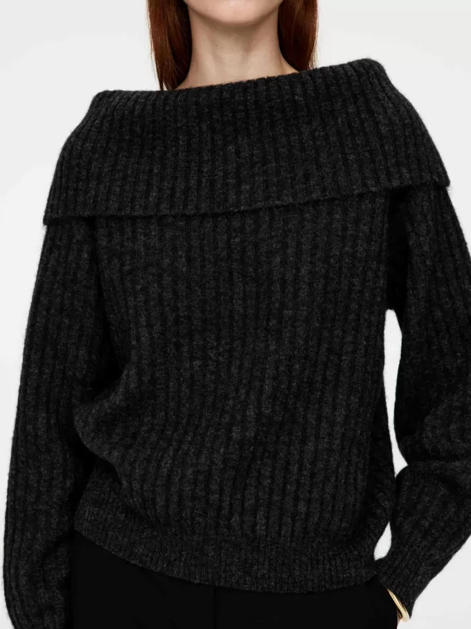 Off-Soulder Rib Jumper
