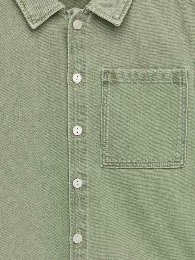 Overtrøje i vasket denim