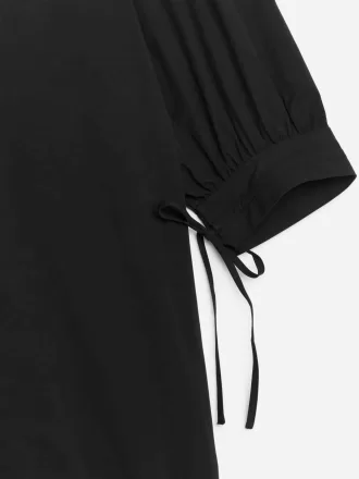 Puff-ærmet minikjole