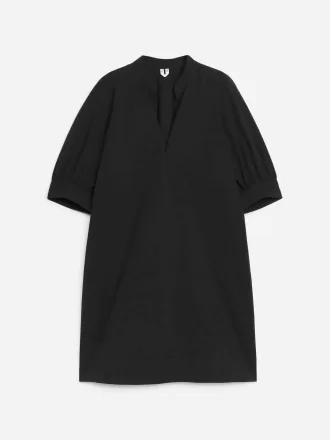 Puff-ærmet minikjole