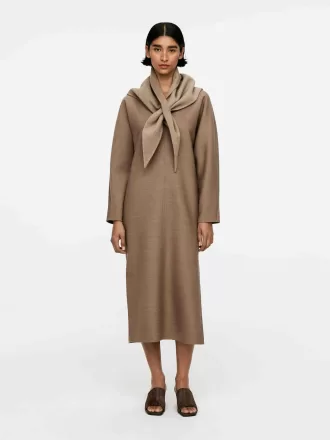 Sandaler i ruskind med mellemhæl