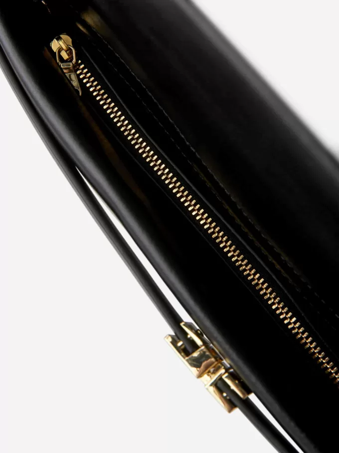 Skuldertaske i læder