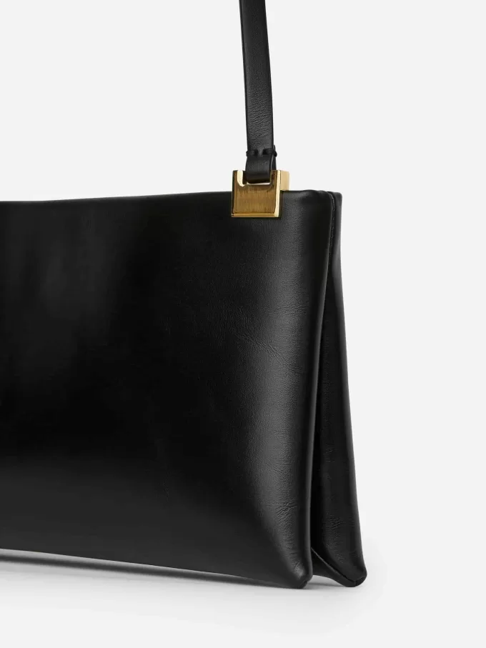 Skuldertaske i læder Skuldertaske i læder