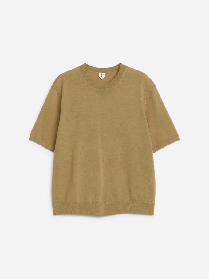 Strikket T-shirt i Merinould