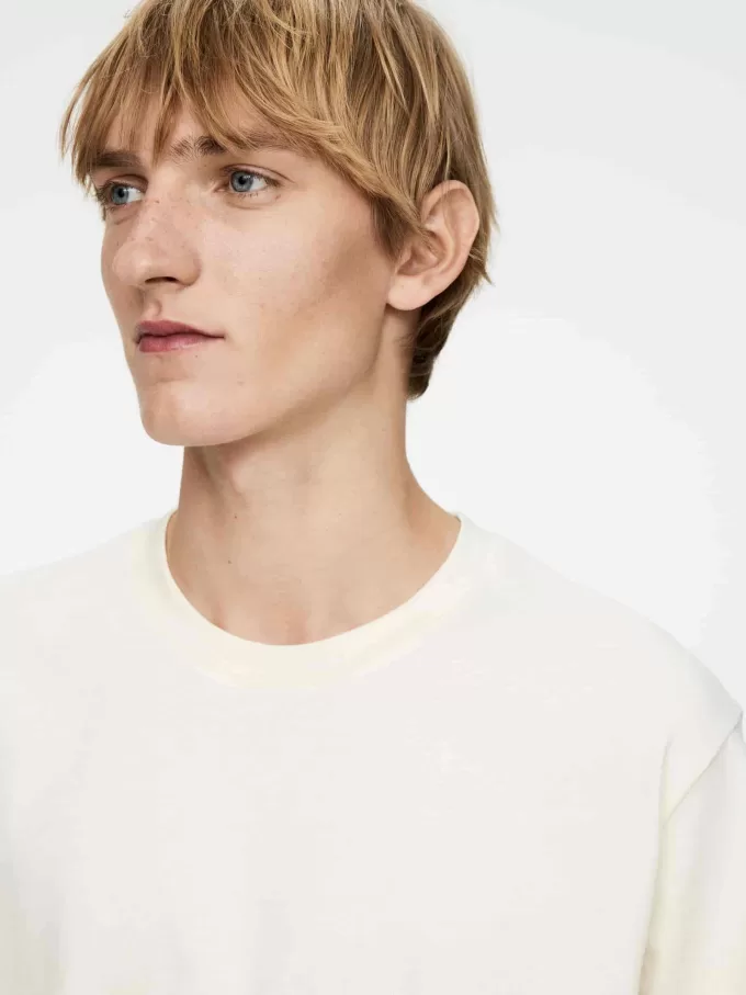 T-shirt i mellemvægt T-shirt i mellemvægt