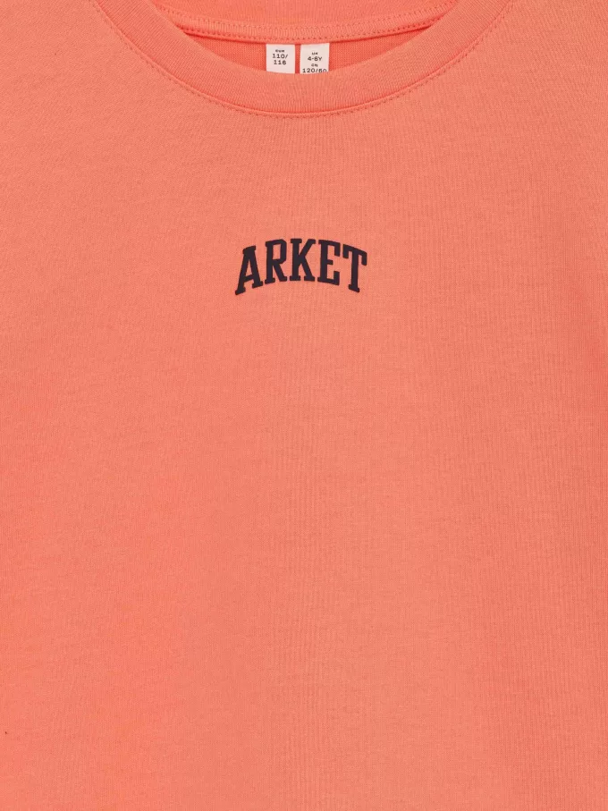 T-shirt med kraftig tryk