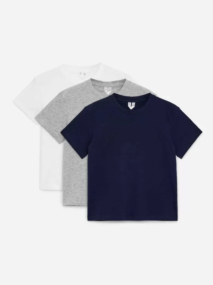 T-shirt med rund hals med 3 stk T-shirt med rund hals med 3 stk