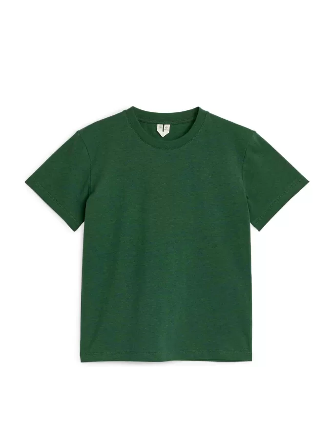 T-shirt med rund hals med 3 stk T-shirt med rund hals med 3 stk