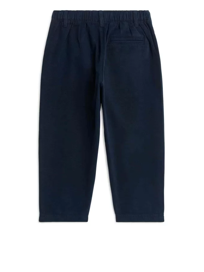 Tilspidsede chinos i bomuld