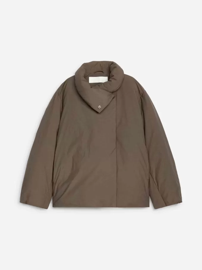 Upcycled dunjakke med høj krave Upcycled dunjakke med høj krave