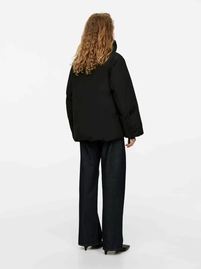 Upcycled dunjakke med høj krave Upcycled dunjakke med høj krave