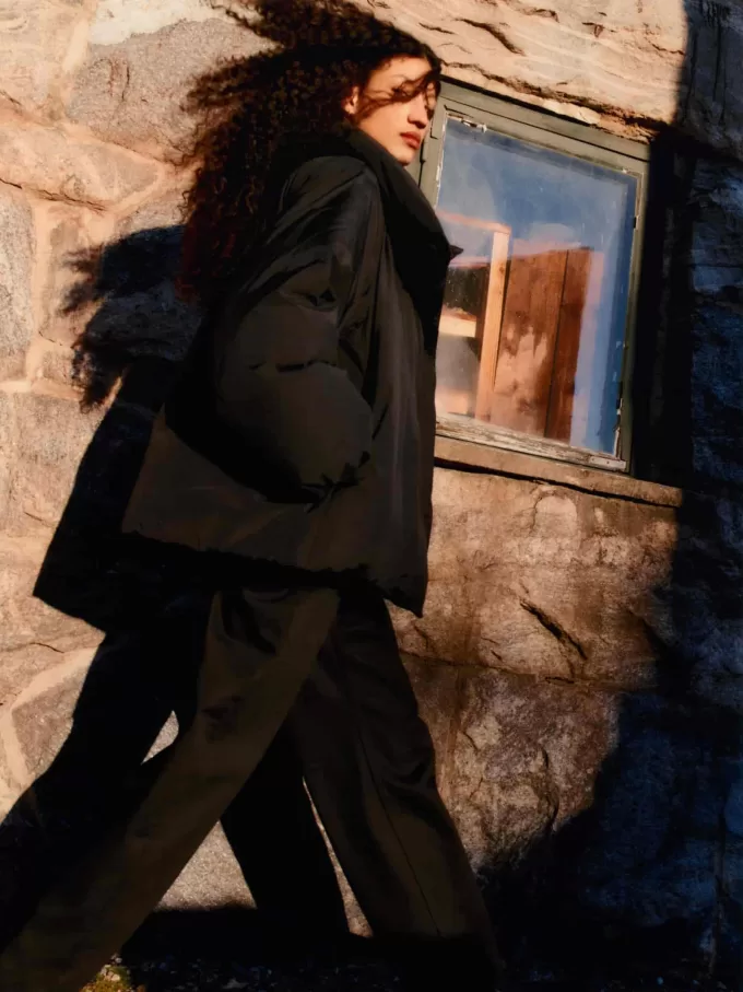 Upcycled dunjakke med høj krave Upcycled dunjakke med høj krave